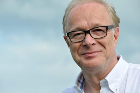 Der Wortmaler Jürgen Werth ist am Sonnabend zu Gast in der Warnemünder Kirche.