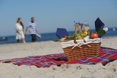 Das Best Western Hanse Hotel Warnemünde bietet ab sofort das Frühstück am Strand an.