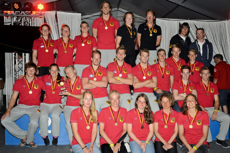 Das Deutsche Nationalteam der Rettungssportler machte am Wochenende in Warnemünde den Hattrick perfekt.