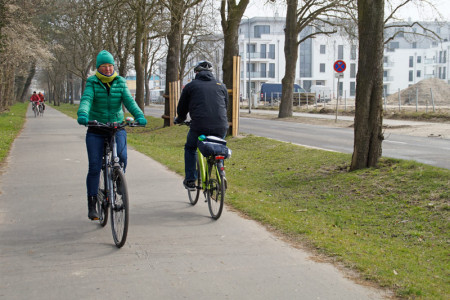 An dieser Stelle, gegenüber der Buswendeschleife in der Warnemünder Parkstraße, werden die Radfahrer gezählt.