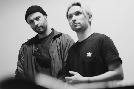 2017 spendierten Esco der Hanse- und Universitätsstadt Rostock die offizielle Hymne. Jetzt feiern sie ihr zehnjähriges Bestehen mit einem besonderen Jubiläumskonzert am 23. November im Dock Inn Warnemünde.//Dorian Elias Fellmann 2017 spendierten Esco der Hanse- und Universitätsstadt Rostock die offizielle Hymne. Jetzt feiern sie ihr zehnjähriges Bestehen mit einem besonderen Jubiläumskonzert am 23. November im Dock Inn Warnemünde.//Dorian Elias Fellmann