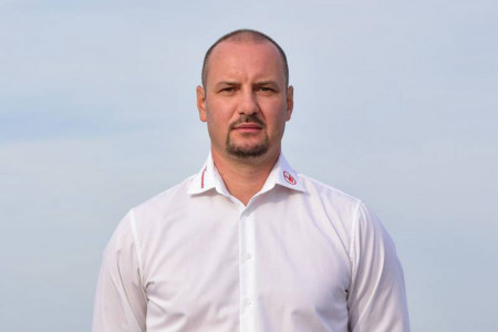 Die dritte Saison im weißen Hemd am Spielfeld: Trainer Jozef Janosik 
