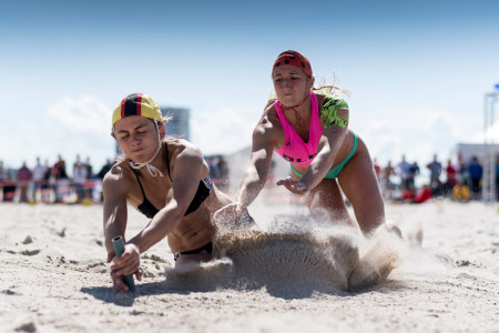 Beim 22. DLRG Cup am Strand von Warnem&uuml;nde messen sich 260 Athleten aus insgesamt sechs Nationen. Wettkampf ist gleichzeitig Teil der Qualifikation f&uuml;r die Weltmeisterschaft in Adelaide (Australien).