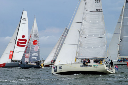 Gestern Mittag starteten die 56 Yachten von Warnemünde in Richtung Bornholm. Gestern Mittag starteten die 56 Yachten von Warnemünde in Richtung Bornholm.
