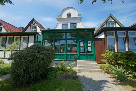 Das Edvard-Munch-Haus in Warnemünde lädt zur Buchvorstellung mit Autorengespräch.