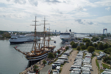 Auch in Warnem&uuml;nde ist w&auml;hrend der 29. Hanse Sail mit Verkehrseinschr&auml;nkungen und Sperrungen zu rechnen.