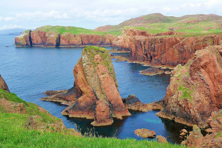 Blick auf die Insel Muckle Roe (Shetland-Inseln). Blick auf die Insel Muckle Roe (Shetland-Inseln).