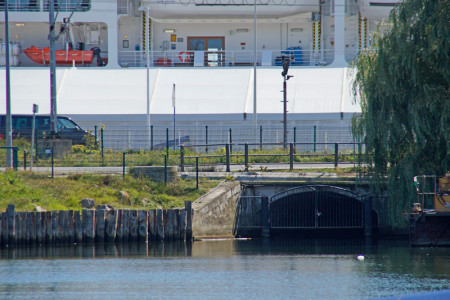 Die Erneuerung der Warnemünder Stromgrabenbrücke soll im Winter 2015/2016 erfolgen.