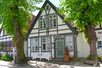 Das Heimatmuseum Warnemünde lädt zur Lesung ein.