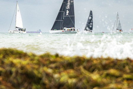 Vom Strand aus bot sich den Zuschauern ein beeindruckender Blick auf den Start der Langstreckenregatta &bdquo;Rund Bornholm&ldquo;.//Foto: Kai Br&uuml;ckner