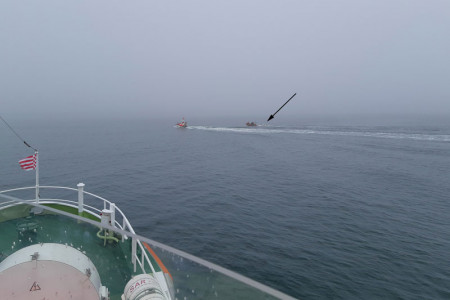 Im immer dichter werdenden Nebel hat ein Angler am Dienstagabend nordöstlich von Rostock die Orientierung verloren.