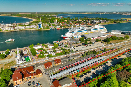 Wegen Bauarbeiten ist der Wiro-Parkplatz „Am Bahnhof Warnemünde“ vom 1. bis 30. September vollständig gesperrt.//Foto: Jan Zuch
