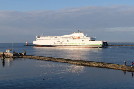 Besonders günstig sind der Knuthenborg Safaripark und andere Reiseziele in Dänemark mit den Scandlines-Fährschiffen zu erreichen.