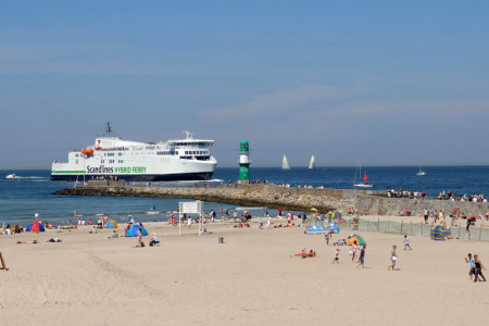 Mit Scandlines den Sommerurlaub an der Dänischen Riviera genießen.