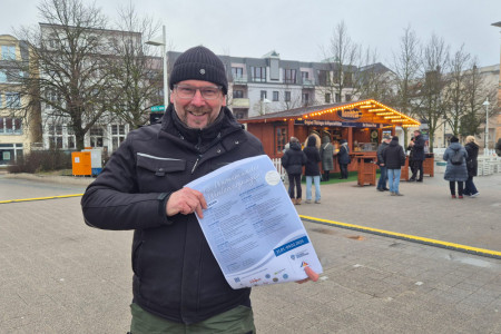 Heiko Lange, Inhaber der Veranstaltungsagentur Highlights Event Management aus Rostock, richtet das 13. Warnemünder Wintervergnügen im Auftrag der Tourismuszentrale aus. Heiko Lange, Inhaber der Veranstaltungsagentur Highlights Event Management aus Rostock, richtet das 13. Warnemünder Wintervergnügen im Auftrag der Tourismuszentrale aus.