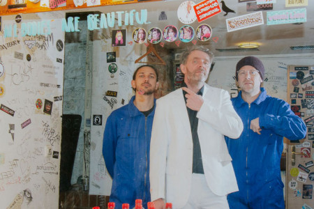 Die Leipziger Band Reitler sorgt am Sonntag mit ihrer eigens erfundenen Stilrichtung „Disco Alemanija“ für musikalische Bewegung – und das nicht nur in den Beinen.//Foto: Reitler