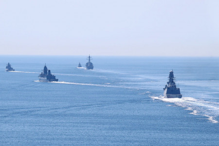 Formationsfahrt bei einem Marine Manöver in der Ostsee.//Foto: Deutsche Marine