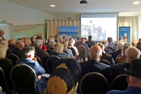 Mehr als 150 Menschen kamen, um Abschied von Gerhard Lau zu nehmen – und ihm mit Herz und Dankbarkeit die letzte Ehre zu erweisen.