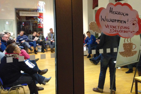 Die Warnemünder und Rostocker Bürgerinitiativen formieren sich. Ein erstes Vernetzungstreffen fand dazu in der letzten Woche statt.