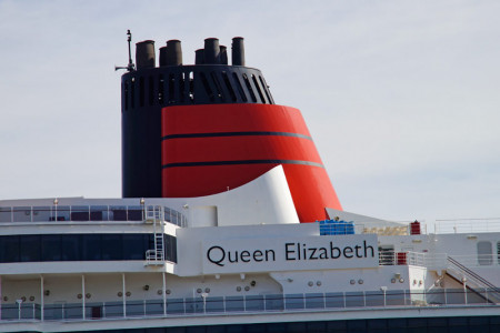 Die Arbeitsgemeinschaft "Stadtverträglichkeit von Kreuzfahrthäfen" befasst sich mit emissionsarmer Kreuzschifffahrt. Die Arbeitsgemeinschaft "Stadtverträglichkeit von Kreuzfahrthäfen" befasst sich mit emissionsarmer Kreuzschifffahrt.