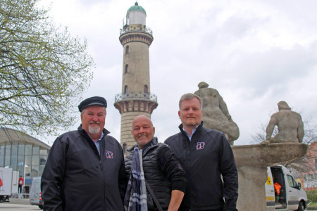 Kümmern sich gemeinsam um die Vorbereitung der Geburtstagsfeierlichkeiten rund um den Leuchtturm: Klaus Möller, Torsten Sitte und Mathias Stagat (v.l.). 