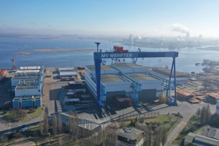 Für die MV Werften in Warnemünde, Wismar und Stralsund wurde heute ganz offiziell das Insolvenzverfahren eröffnet.