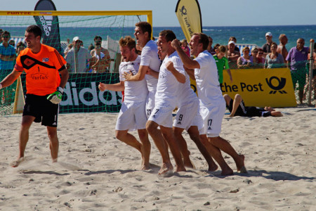 Das Beach Soccer Team Chemnitz möchte in Warnemünde den Titel verteidigen.