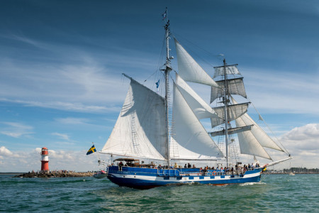 Die "Baltic Beauty" gehört zu den Teilnehmerschiffen der diesjährigen Hanse Sail und hat im Rostocker Stadthafen ihren Liegeplatz. 