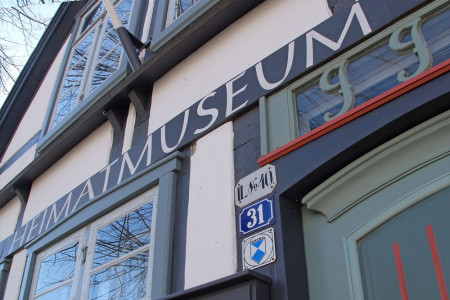 Am Mittwoch lädt das Heimatmuseum Warnemünde zum nächsten Museumsabend zum Thema "Historische Tankstellen"