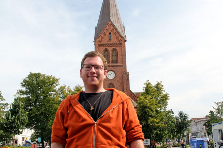 Seit August ist Phillip Dingler Gemeindepädagoge in den Kirchengemeinden Warnemünde und Lichtenhagen (Stadt).