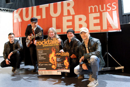 Freuen sich auf die Rocktails ’21 in der Moya Kulturbühne: Max Zeug, Christian „Jack“ Hänsel, Thomas „Tommy“ Lehner, Johannes „Hannes“ Pistor und Ola Van Sander (v.l.).