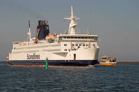 Die Reederei Scandlines lockt mit 4000 günstigen Ostertickets.