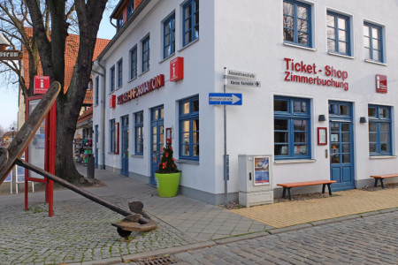 Die Tourist-Informationen in Warnemünde und Rostock sind bestens auf den Gästeanstrum zum Jahreswechsel vorbereitet.