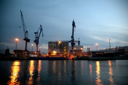Aufatmen bei den Warnemünder Schiffbauern: MV Werften investiert in den traditionsreichen Standort 75 Millionen Euro.