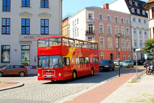 Rostocker Stadtrundfahrt mit dem Doppeldecker-Cabriobus, Foto: Rostocker Stadtrundfahrt